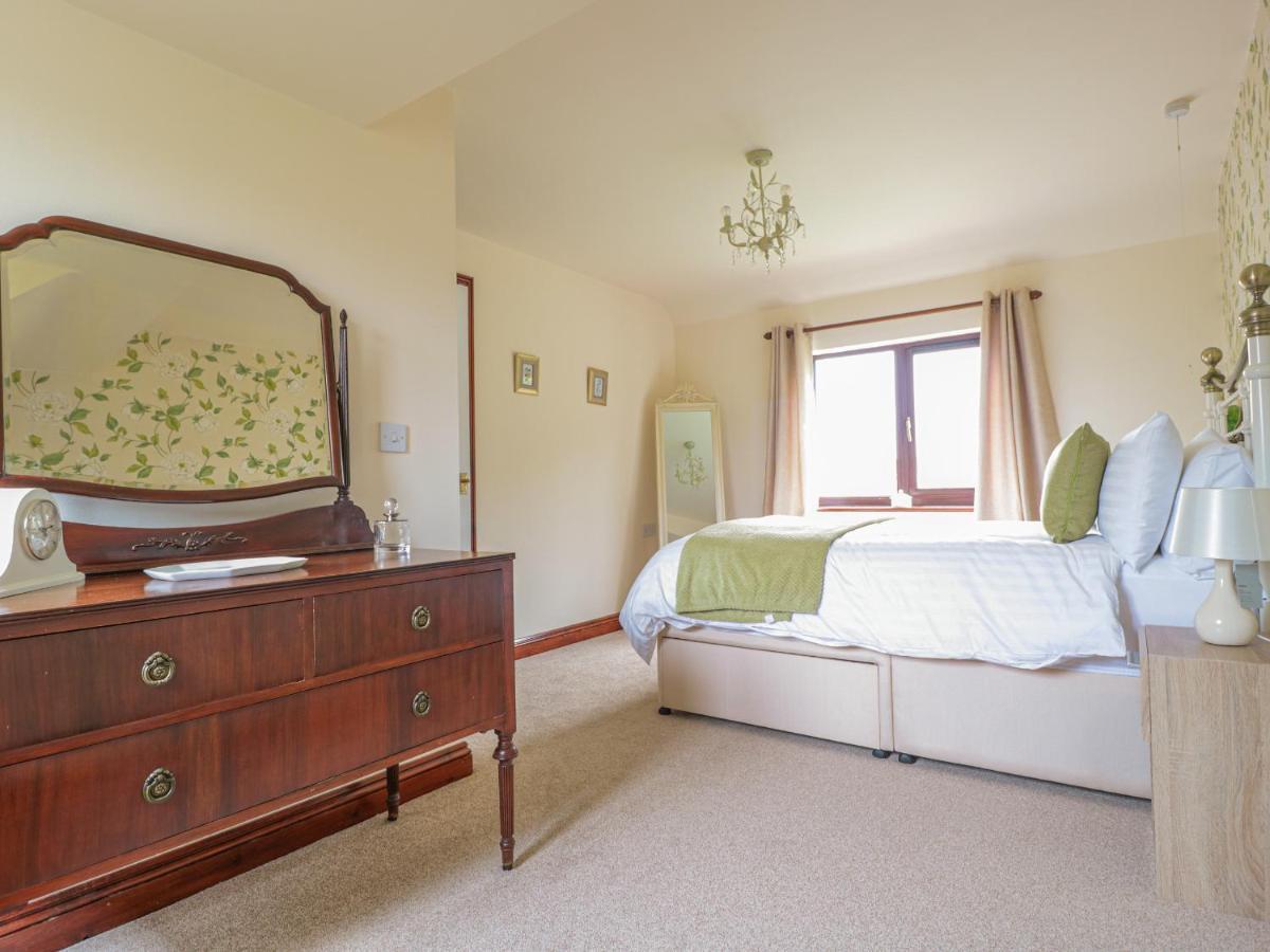 Berrys Place Farm Cottage Gloucester Dış mekan fotoğraf